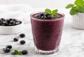 Frozen Black Currant Smoothie