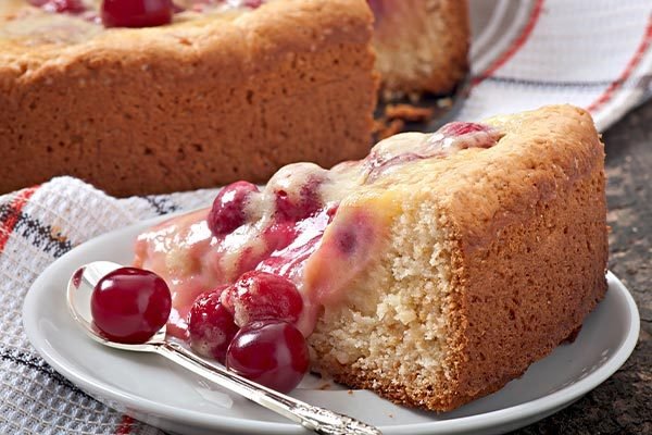 Baked-Goods-(Cakes,-Muffins-&-Breads)